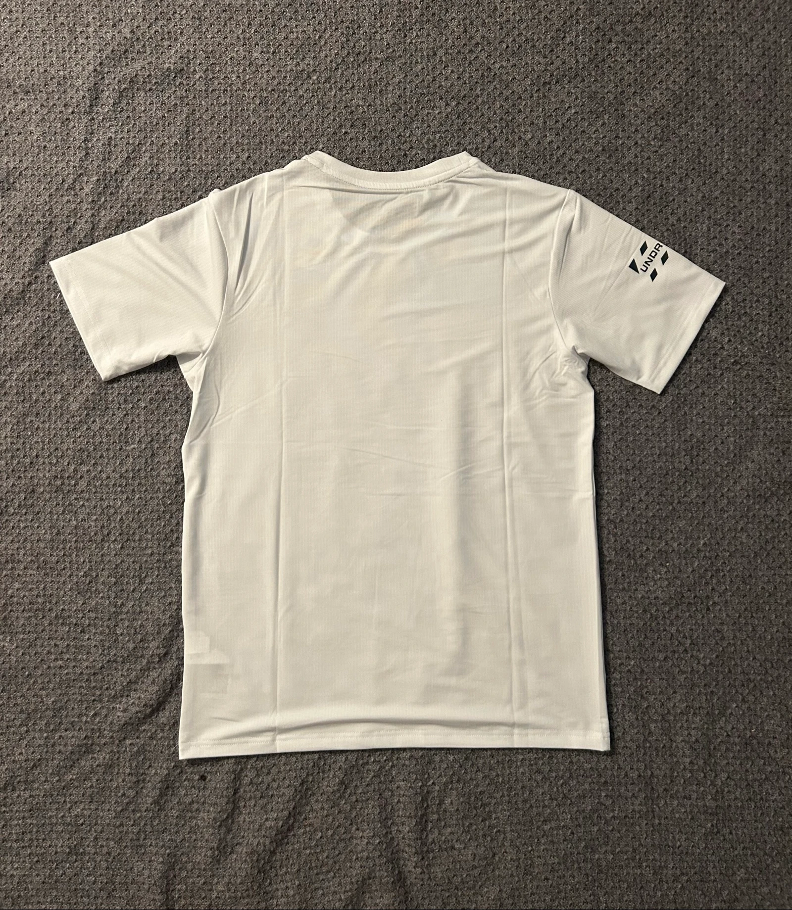 white Under Armour t-shirt M – photo 2